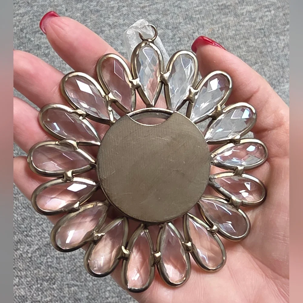 Papyrus Faceted Petal Flower Frame Ornament
